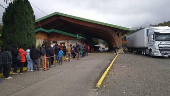 exodo a chile en semana santa: como siguen los pasos fronterizos y cual es el mas transitado exodo a chile en semana santa: como siguen los pasos fronterizos y cual es el mas transitado