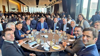 Los funcionarios se sumaron a la actividad fue organizada por la embajada argentina en Washington, con el apoyo de JP Morgan, Bank of America, Kaszek y Citibank, AmCham, AS/COA y US Argentina Business Council. Foto: prensa Salta. | LM Neuquen Los funcionarios se sumaron a la actividad fue organizada por la embajada argentina en Washington, con el apoyo de JP Morgan, Bank of America, Kaszek y Citibank, AmCham, AS/COA y US Argentina Business Council. Foto: prensa Salta.
