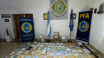 La Policía Federal en su lucha contra el cibercrimen concretó un megaoperativo en el país que incluyó la región. La Policía Federal en su lucha contra el cibercrimen concretó un megaoperativo en el país que incluyó la región.