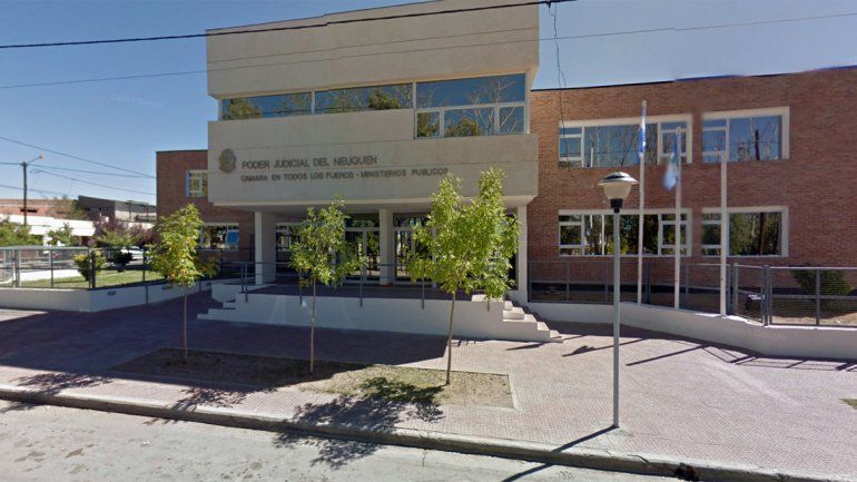 Cámara en todos los fueros de Cutral Co.