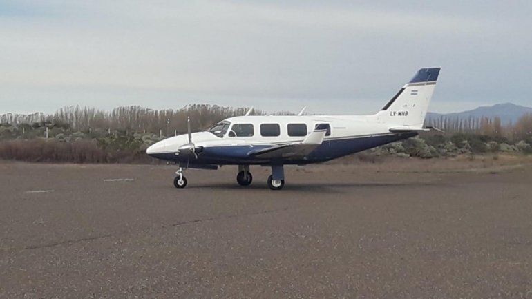 Llegó el avión sanitario a Rincón donado por el gremio petrolero