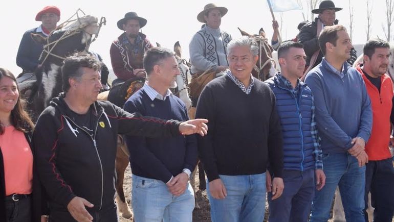 Los ex y actuales intendentes del norte esperan la presencia de Rolando Figueroa el 30 de mayo.