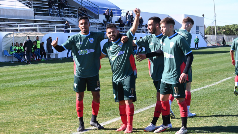 Con los colores de Bangladesh