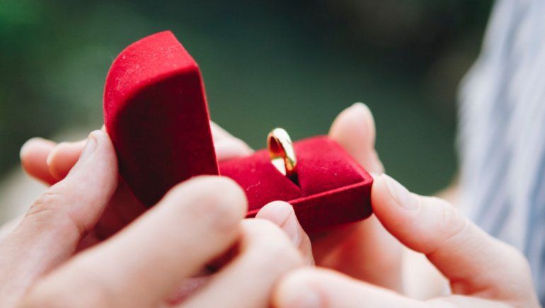 TikTok: así reaccionó una joven al descubrir que le propondrían matrimonio