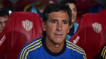 cuestionado en boca: que dijo claudio ubeda por los llamativos cambios ante union de santa fe cuestionado en boca: que dijo claudio ubeda por los llamativos cambios ante union de santa fe
