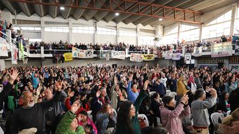 conflicto docente: como fueron los votos de las asambleas en cada seccional de aten conflicto docente: como fueron los votos de las asambleas en cada seccional de aten
