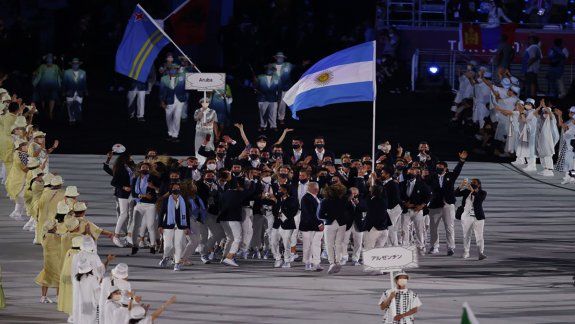 Tokio 2020: así fue el eufórico ingreso de la delegación argentina