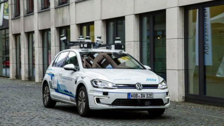Volkswagen planea desafiar a Google con su propio software para coches autónomos