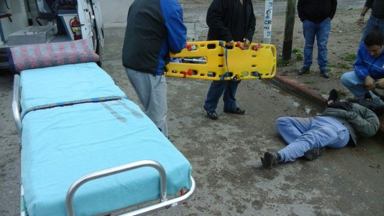 Atropelló a un motociclista y se fugó