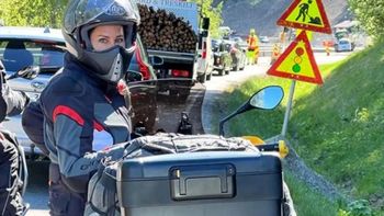 La pasión por las motos la heredó de su papá. La pasión por las motos la heredó de su papá.