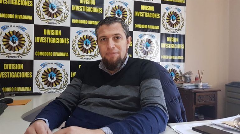 Pablo Lobos, Jefe de la Brigada de Investigaciones en Comodoro Rivadavia. Pablo Lobos, Jefe de la Brigada de Investigaciones en Comodoro Rivadavia.