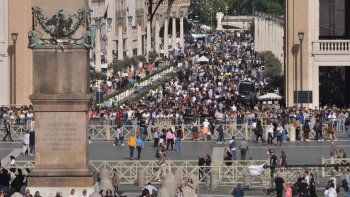 Desde todo el mundo llegan fieles al Vaticano / Fotos Gentileza Desde todo el mundo llegan fieles al Vaticano / Fotos Gentileza