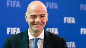 La nueva regla que busca establecer la FIFA y que podría cambiar al fútbol. | LM Neuquen La nueva regla que busca establecer la FIFA y que podría cambiar al fútbol.