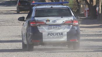 La Policía de Centenario tiene un arduo trabajo. La Policía de Centenario tiene un arduo trabajo.