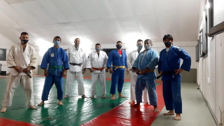 Después de 20 años, la pasión por el judo los vuelve a unir y no les preocupa la edad