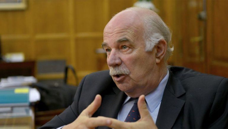 Por COVID-19, murió el ex ministro de Agricultura Carlos Casamiquela