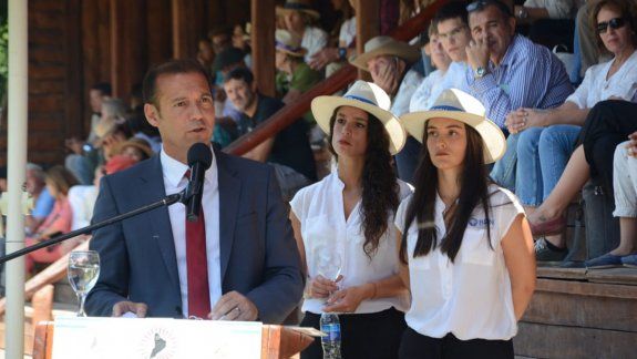 Gutiérrez participó de la Expo Rural con anuncios para el campo