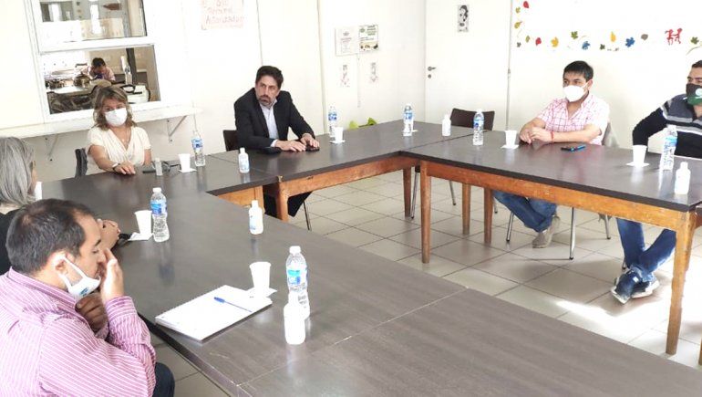 Por el inicio de las clases, Trotta y Storioni se reunieron con estatales