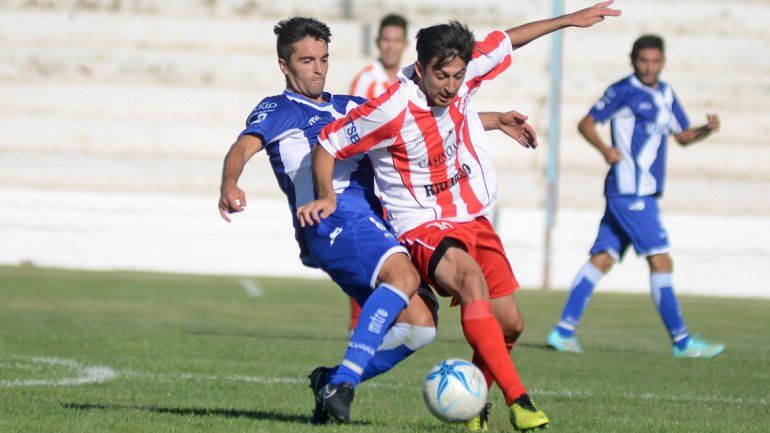 En el primer debut ante Cipolletti cayó 2-1. En la temporada 2015 empató en uno contra Alvarado de Mar del Plata. Este año le ganó a Madryn 3-2.