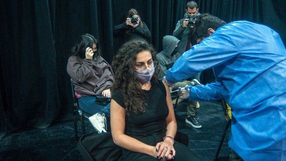 Aplicaron la vacuna 10 mil en el dispositivo del Cine Teatro Español