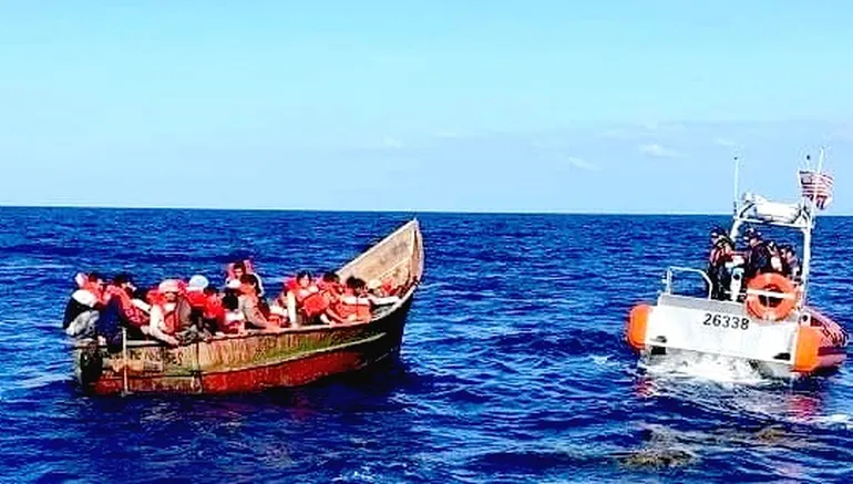 Cubanos son interceptados en la costa de Estados Unidos.