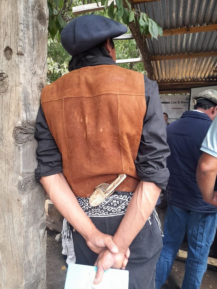 Con cada capacitación a la que asiste y cada mejora que implementa, Matías transforma su campo. Con cada capacitación a la que asiste y cada mejora que implementa, Matías transforma su campo.