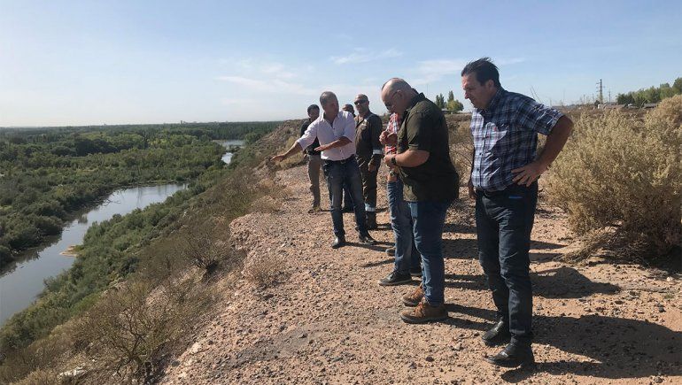 Junto a las empresas, remediarán vertidos de hormigón en la barda