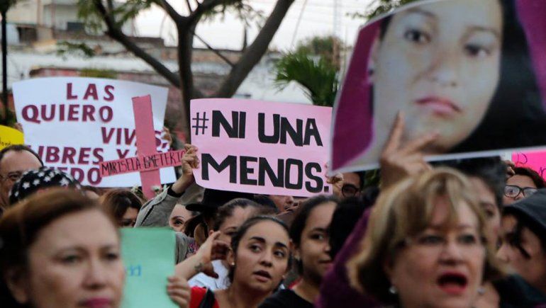 El control de las armas, la primera medida para disminuir los femicidios