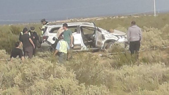 Regresaban a Cipo y sufrieron un vuelco: un muerto