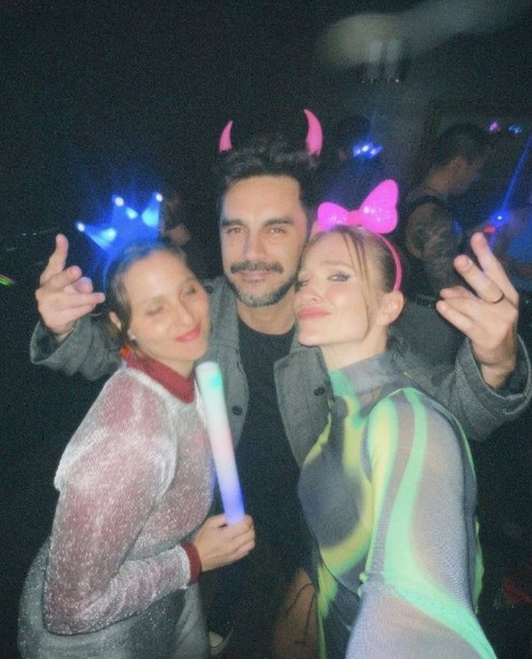 Brenda con su marido, Gonzalo Heredia, y la actriz Ornella D Brenda con su marido, Gonzalo Heredia, y la actriz Ornella D