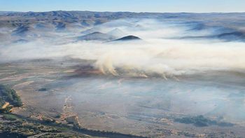alerta automovilistas: un incendio en collon cura afecta 200 hectareas alerta automovilistas: un incendio en collon cura afecta 200 hectareas