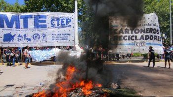 arde el frente para todos: grabois cruzo a dos intendentes arde el frente para todos: grabois cruzo a dos intendentes