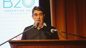 El ministro de Energía, Javier Iguacel, se refirió ayer en el B20 a las críticas de intendentes por el Norpatagónico.