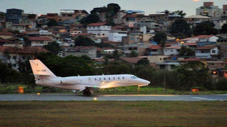 Messi y Mascherano llegaron a Brasil en el avión de Neymar