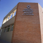 La paz se transformó en terror: un joven estaba reunido con amigos y fue baleado por la espalda | LM Neuquen La paz se transformó en terror: un joven estaba reunido con amigos y fue baleado por la espalda