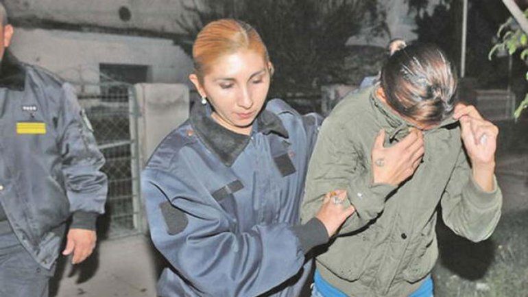 Le robó a su patrón y el novio la entregó: está presa