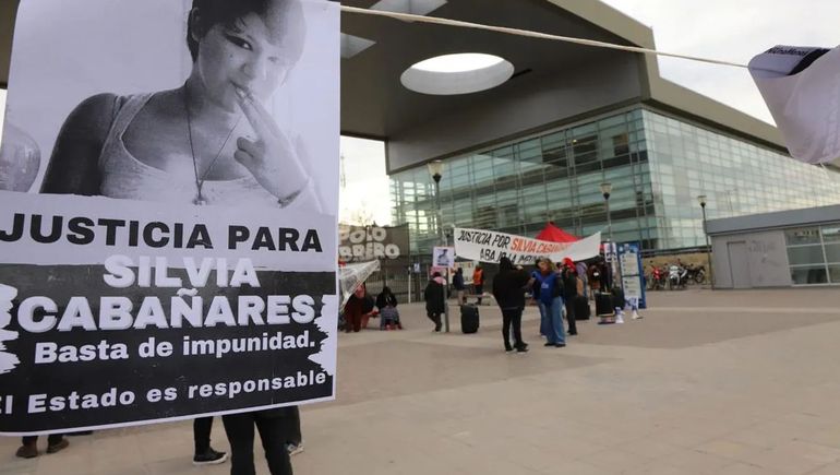 Los cuatro hombres condenados por la violación de Silvia Cabañares permanecen cumpliendo prisión preventiva.