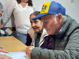 20 familias cipoleñas accedieron a la escrituración de sus viviendas después de años de espera. 