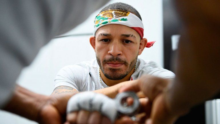 Un peleador de la UFC acuchilló a sus hermanas