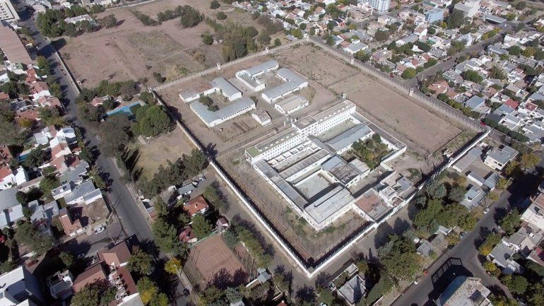 Se viene un maratónico debate por el uso de la U9