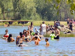 Se viven jornadas de calor extremo en Neuquén. Se viven jornadas de calor extremo en Neuquén.