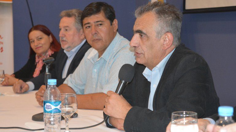 El rector Crisafulli y el intendente Rucci