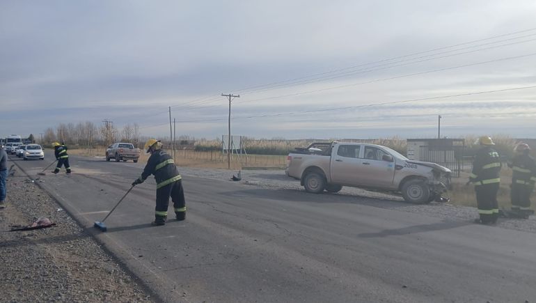 Ruta 7: chocaron un auto y una camioneta y una joven fue trasladada