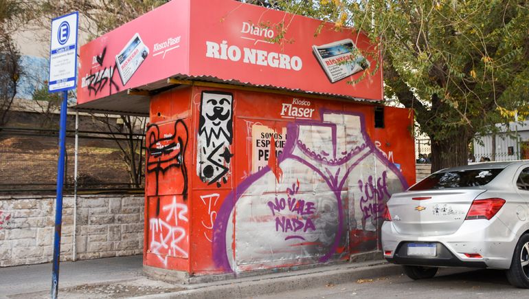 Adiós al kiosquito de la Escuela 201: murió el dueño y se convirtió en un antro