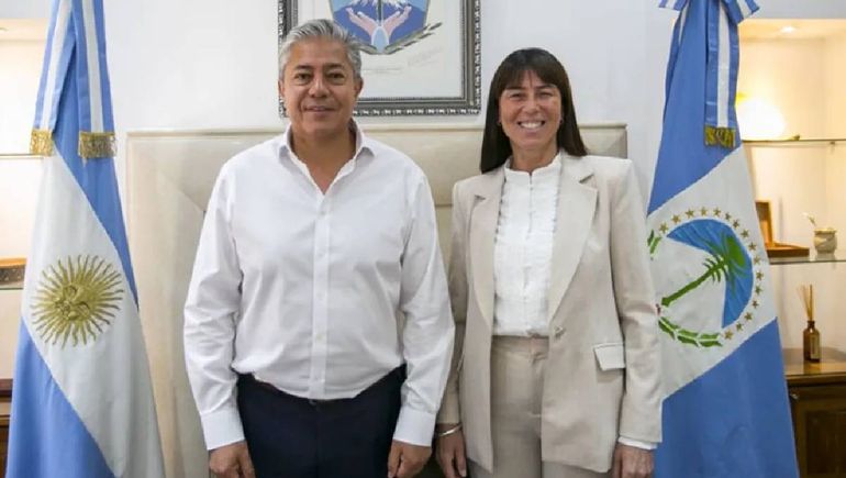 El gobernador Rolando Figueroa junto a la senadora electa por Neuquén y exministra de Desarrollo Humano
