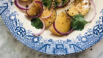 ensalada ciruela cilantro