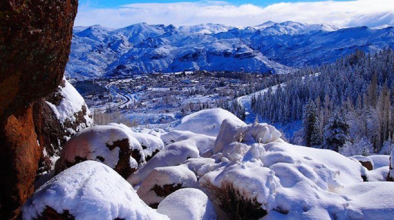 En Andacollo hay 8 familias completamente aisladas tras el temporal de nieve.