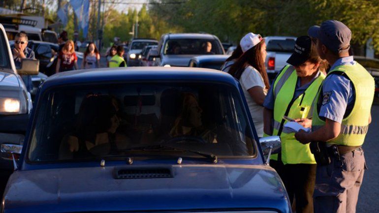 Cientos de multas todas las semanas no disuaden a los infractores.