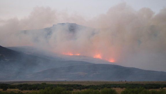 Las llamas ya consumieron más de dos mil hectáreas de campos