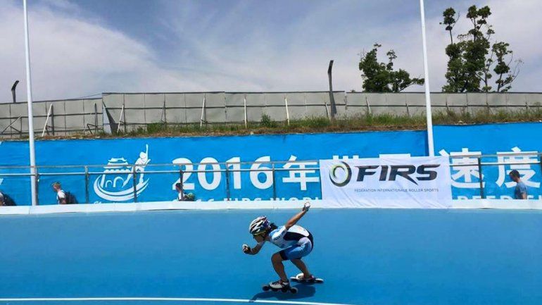 Marias Arias logró su séptima medalla en campeonatos del mundo. Anoche corría los 10 mil metros.